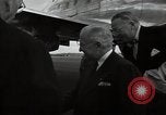 Standbild Harry S Truman an der Wake Forest College Spatenstich Winston-Salem North Carolina USA, 1951, aus Sekunde 61 historischem Filmmaterial Videoclip 65675032376