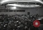 Standbild 559th Sitzung des Sicherheitsrates Flushing Meadows New York United States USA, 1951, aus Sekunde 34 historischem Filmmaterial Videoclip 65675032377