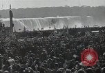 Standbild Niagara Falls Kanada, 1951, aus Sekunde 1 historischem Filmmaterial Videoclip 65675032379