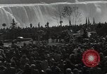 Standbild Niagara Falls Kanada, 1951, aus Sekunde 14 historischem Filmmaterial Videoclip 65675032379