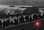 Standbild Niagara Falls Kanada, 1951, aus Sekunde 50 historischem Filmmaterial Videoclip 65675032379