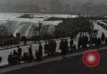Standbild Niagara Falls Kanada, 1951, aus Sekunde 54 historischem Filmmaterial Videoclip 65675032379