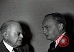Standbild UN-Sicherheitsrat Sitzung New York City USA, 1951, aus Sekunde 13 historischem Filmmaterial Videoclip 65675032384