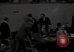 Standbild UN-Sicherheitsrat Sitzung New York City USA, 1951, aus Sekunde 24 historischem Filmmaterial Videoclip 65675032384