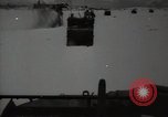 Standbild britische Truppen in der Wüste Naher Osten, 1956, aus Sekunde 16 historischem Filmmaterial Videoclip 65675032391
