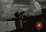 Standbild britische Truppen in der Wüste Naher Osten, 1956, aus Sekunde 38 historischem Filmmaterial Videoclip 65675032391