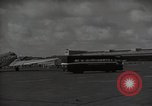 Standbild Berliner Kinderluftbrücke Deutschland, 1953, aus Sekunde 7 historischem Filmmaterial Videoclip 65675032392