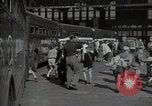 Standbild Berliner Kinderluftbrücke Deutschland, 1953, aus Sekunde 12 historischem Filmmaterial Videoclip 65675032392