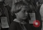 Standbild Berliner Kinderluftbrücke Deutschland, 1953, aus Sekunde 30 historischem Filmmaterial Videoclip 65675032392