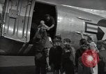 Standbild Berliner Kinderluftbrücke Deutschland, 1953, aus Sekunde 47 historischem Filmmaterial Videoclip 65675032392