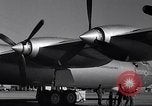 Image Convair B-36 roulage Fort Worth Texas USA, 1951, de la seconde 9 séquences d'archives historiques vidéo 65675032402