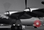 Image Convair B-36 roulage Fort Worth Texas USA, 1951, de la seconde 27 séquences d'archives historiques vidéo 65675032402
