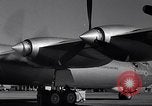 Image Convair B-36 roulage Fort Worth Texas USA, 1951, de la seconde 42 séquences d'archives historiques vidéo 65675032402