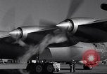 Image Convair B-36 roulage Fort Worth Texas USA, 1951, de la seconde 54 séquences d'archives historiques vidéo 65675032402