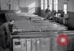 Standbild airmen Verpackung fly-away-Kits United States USA, 1951, aus Sekunde 50 historischem Filmmaterial Videoclip 65675032405
