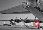 Standbild verschiedene Ansichten der Convair B-36 Fort Worth Texas USA, 1951, aus Sekunde 22 historischem Filmmaterial Videoclip 65675032407