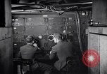 Standbild radar Umfang und Ausstattung Innen ConvairB-36 United States USA, 1951, aus Sekunde 53 historischem Filmmaterial Videoclip 65675032408