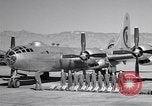 Image B-50 Superfortress et équipage Tucson Arizona USA, 1951, de la seconde 5 séquences d'archives historiques vidéo 65675032409