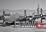 Image B-50 Superfortress et équipage Tucson Arizona USA, 1951, de la seconde 7 séquences d'archives historiques vidéo 65675032409