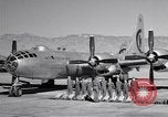 Image B-50 Superfortress et équipage Tucson Arizona USA, 1951, de la seconde 13 séquences d'archives historiques vidéo 65675032409