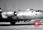 Image B-50 Superfortress et équipage Tucson Arizona USA, 1951, de la seconde 45 séquences d'archives historiques vidéo 65675032409