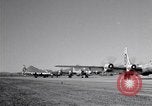 Image B-50 Superfortress et équipage Tucson Arizona USA, 1951, de la seconde 56 séquences d'archives historiques vidéo 65675032409