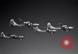 Image quatre B-50s dans la formation précise Arizona USA, 1951, de la seconde 25 séquences d'archives historiques vidéo 65675032410