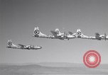Image quatre B-50s dans la formation précise Arizona USA, 1951, de la seconde 42 séquences d'archives historiques vidéo 65675032410