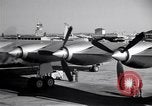 Immagine di Convair B-36 rullaggio Fort Worth Texas USA, 1950, secondo 15 filmato di repertorio 65675032411