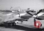 Immagine di Convair B-36 rullaggio Fort Worth Texas USA, 1950, secondo 24 filmato di repertorio 65675032411