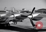 Immagine di Convair B-36 rullaggio Fort Worth Texas USA, 1950, secondo 28 filmato di repertorio 65675032411