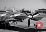 Immagine di Convair B-36 rullaggio Fort Worth Texas USA, 1950, secondo 29 filmato di repertorio 65675032411