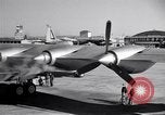 Immagine di Convair B-36 rullaggio Fort Worth Texas USA, 1950, secondo 31 filmato di repertorio 65675032411