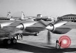 Immagine di Convair B-36 rullaggio Fort Worth Texas USA, 1950, secondo 32 filmato di repertorio 65675032411