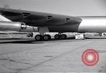 Immagine di Convair B-36 rullaggio Fort Worth Texas USA, 1950, secondo 39 filmato di repertorio 65675032411