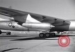 Immagine di Convair B-36 rullaggio Fort Worth Texas USA, 1950, secondo 47 filmato di repertorio 65675032411