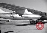Immagine di Convair B-36 rullaggio Fort Worth Texas USA, 1950, secondo 48 filmato di repertorio 65675032411