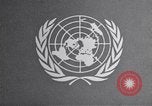 Standbild Flagge der Vereinten Nationen United States USA, 1951, aus Sekunde 13 historischem Filmmaterial Videoclip 65675032413
