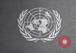 Standbild Flagge der Vereinten Nationen United States USA, 1951, aus Sekunde 19 historischem Filmmaterial Videoclip 65675032413