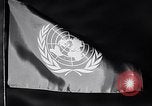 Standbild Flagge der Vereinten Nationen United States USA, 1951, aus Sekunde 30 historischem Filmmaterial Videoclip 65675032413