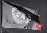Standbild Flagge der Vereinten Nationen United States USA, 1951, aus Sekunde 34 historischem Filmmaterial Videoclip 65675032413