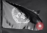 Standbild Flagge der Vereinten Nationen United States USA, 1951, aus Sekunde 37 historischem Filmmaterial Videoclip 65675032413