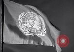 Standbild Flagge der Vereinten Nationen United States USA, 1951, aus Sekunde 43 historischem Filmmaterial Videoclip 65675032413