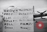 Immagine di Avieri imbarco C-124A Globemaster Roswell New Mexico USA, 1953, secondo 50 filmato di repertorio 65675032424