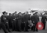 Immagine di Avieri imbarco C-124A Globemaster Roswell New Mexico USA, 1953, secondo 55 filmato di repertorio 65675032424