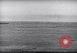 Immagine di C-124 tenendo spento Roswell New Mexico USA, 1953, secondo 32 filmato di repertorio 65675032426