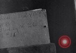 Immagine di Lo scarico di materiale da un B-36 Roswell New Mexico USA, 1953, secondo 50 filmato di repertorio 65675032428