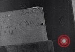 Immagine di Lo scarico di materiale da un B-36 Roswell New Mexico USA, 1953, secondo 58 filmato di repertorio 65675032428