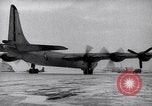 Immagine di B-36s operativo a Thule Air Base Thule Groenlandia, 1953, secondo 58 filmato di repertorio 65675032432