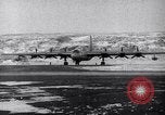 Standbild Innenraum der B-36 Thule Air Force Base Grönland, 1953, aus Sekunde 14 historischem Filmmaterial Videoclip 65675032434
